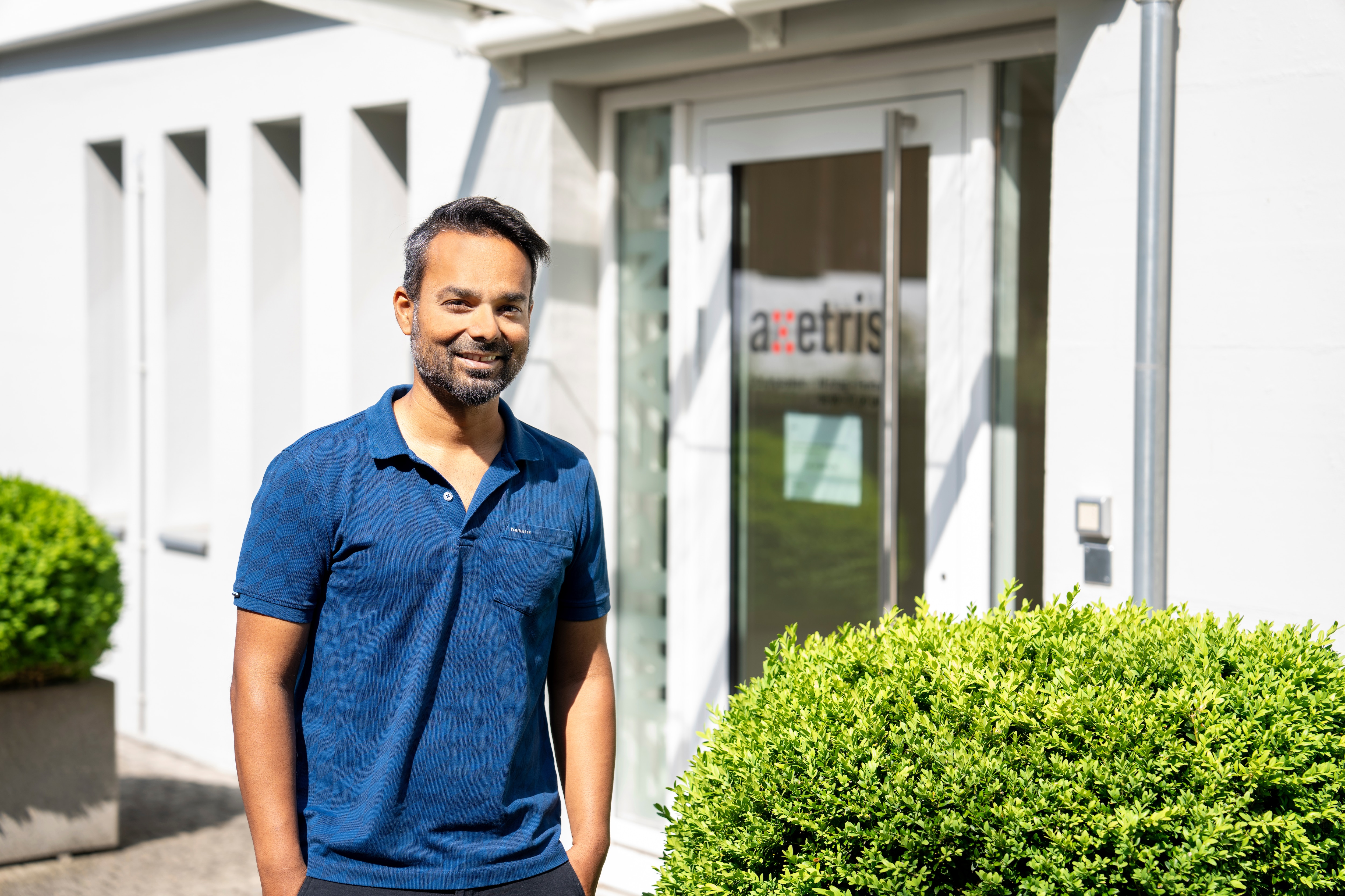 AX_CORP_Vinu_Venkatraman_PI_01.jpg